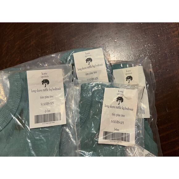 NWT Kate Quinn LongSleeve Ruffle Leg Bodysuit Tiny Pine Tree Cotton Ribbed 0-3 - Picture 2 of 3